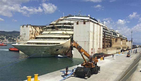 Costa Concordia Refloating- Bow Emerges